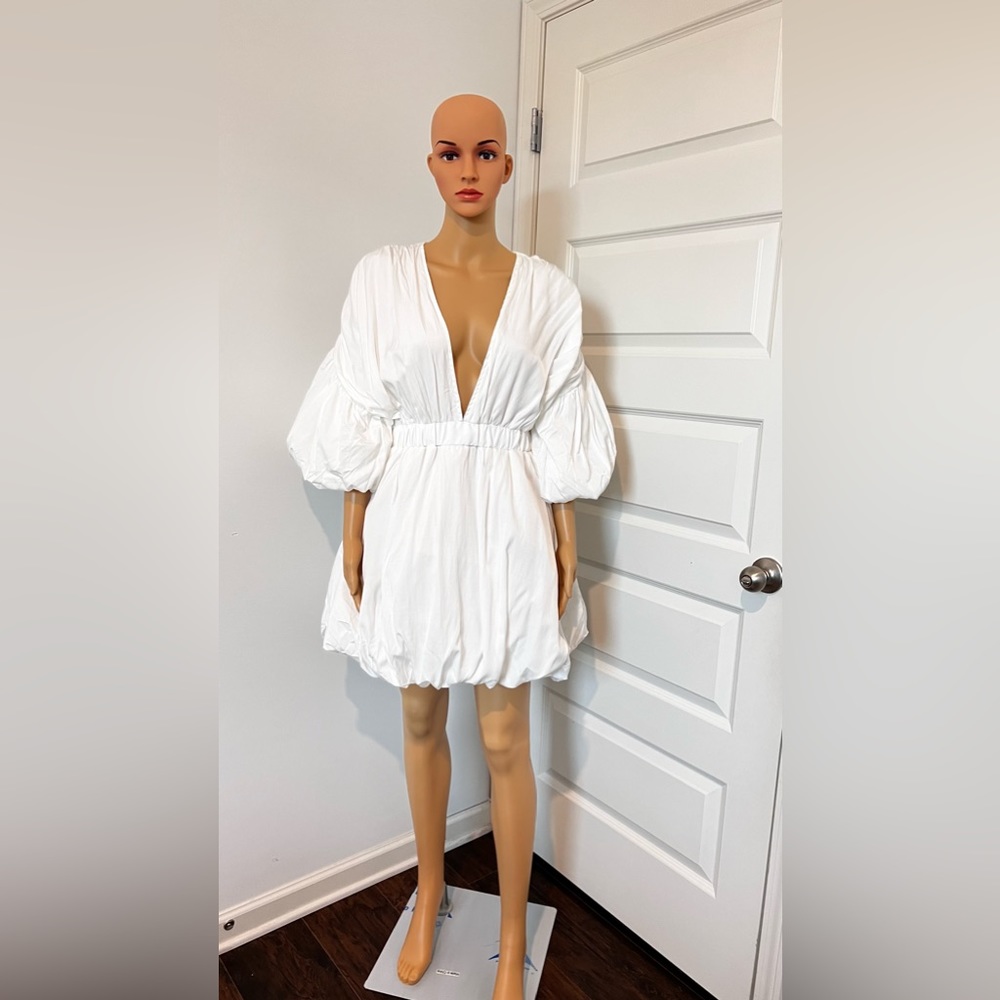 White Puff Sleeve Hem Shift Dress